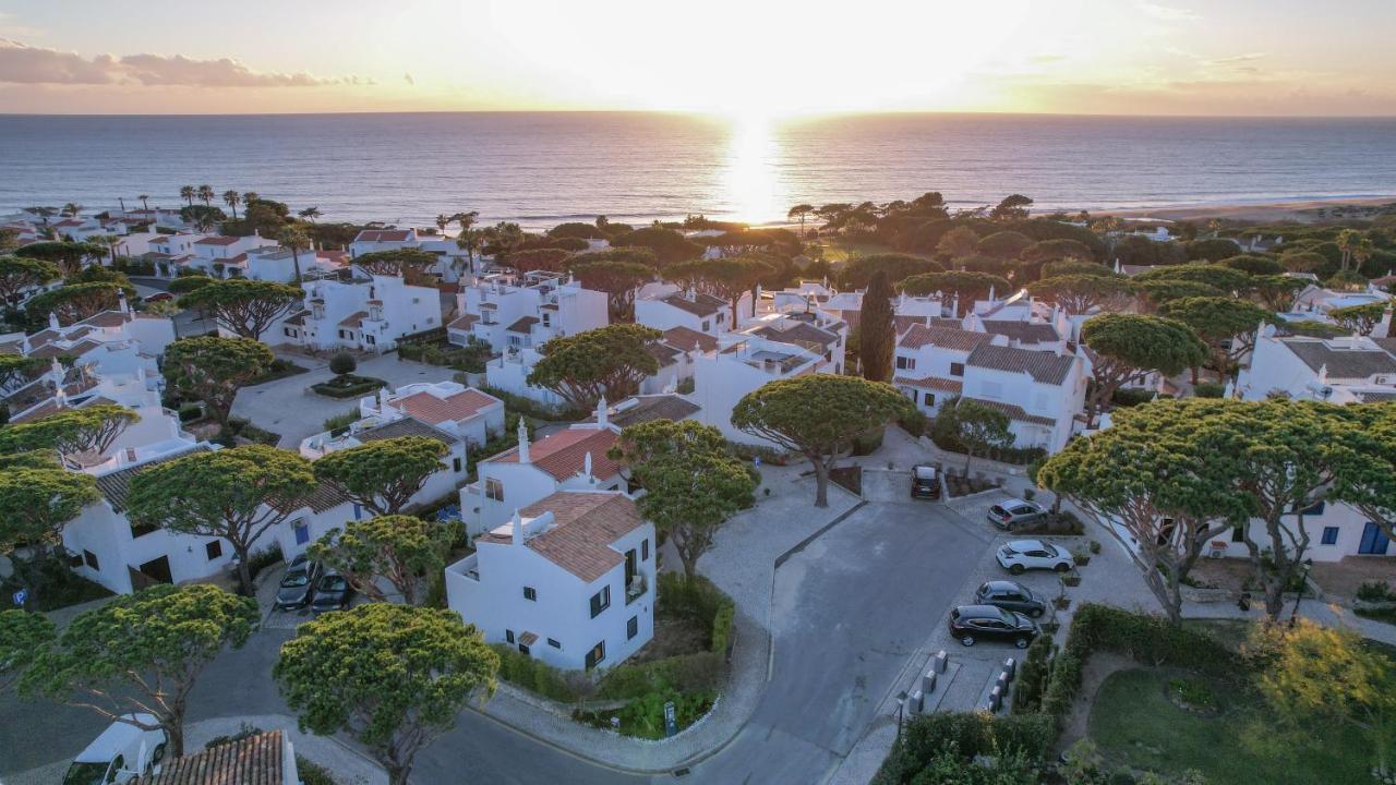 Vale Do Lobo Resort Room photo