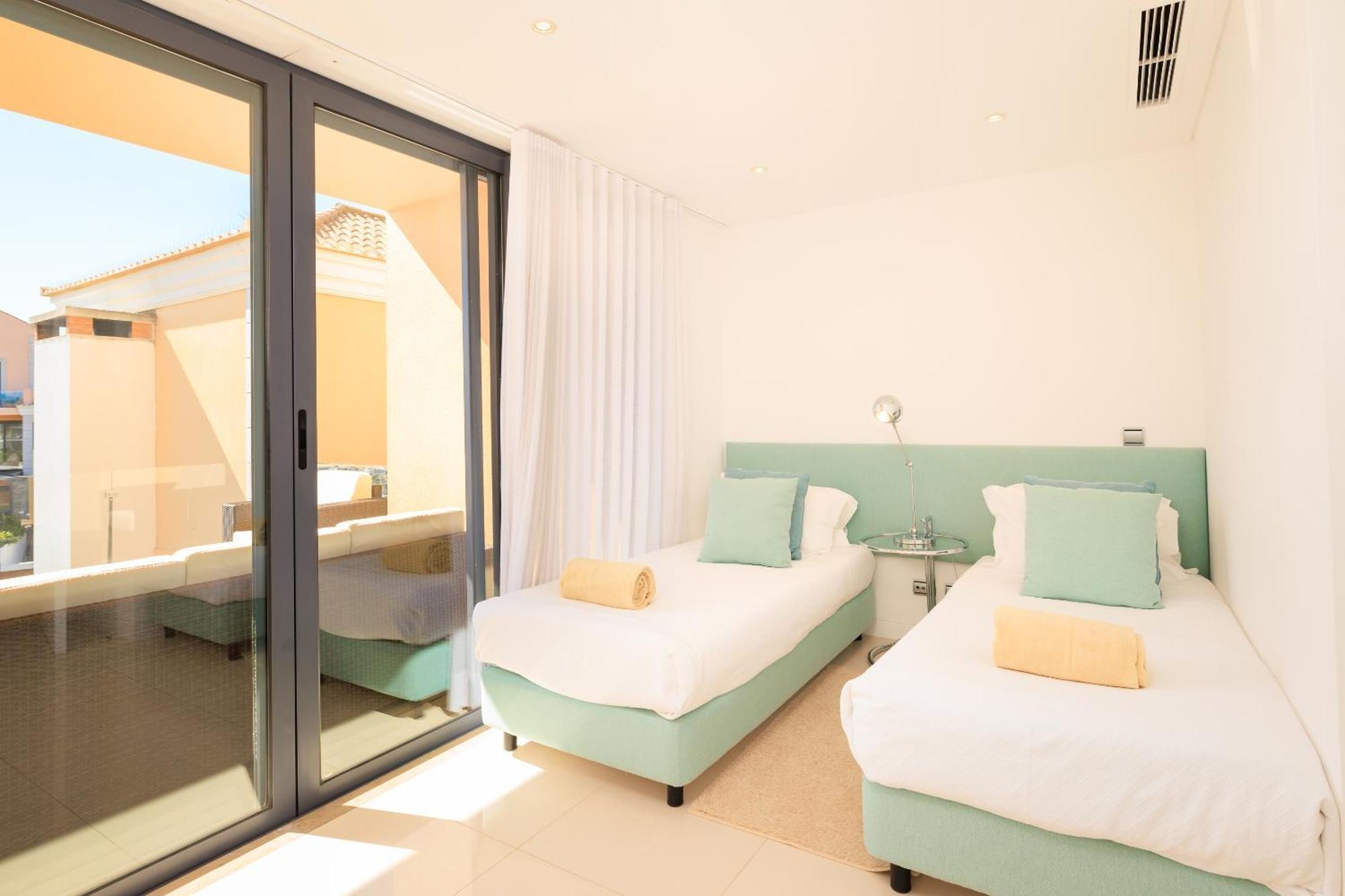 Vale Do Lobo Resort Room photo